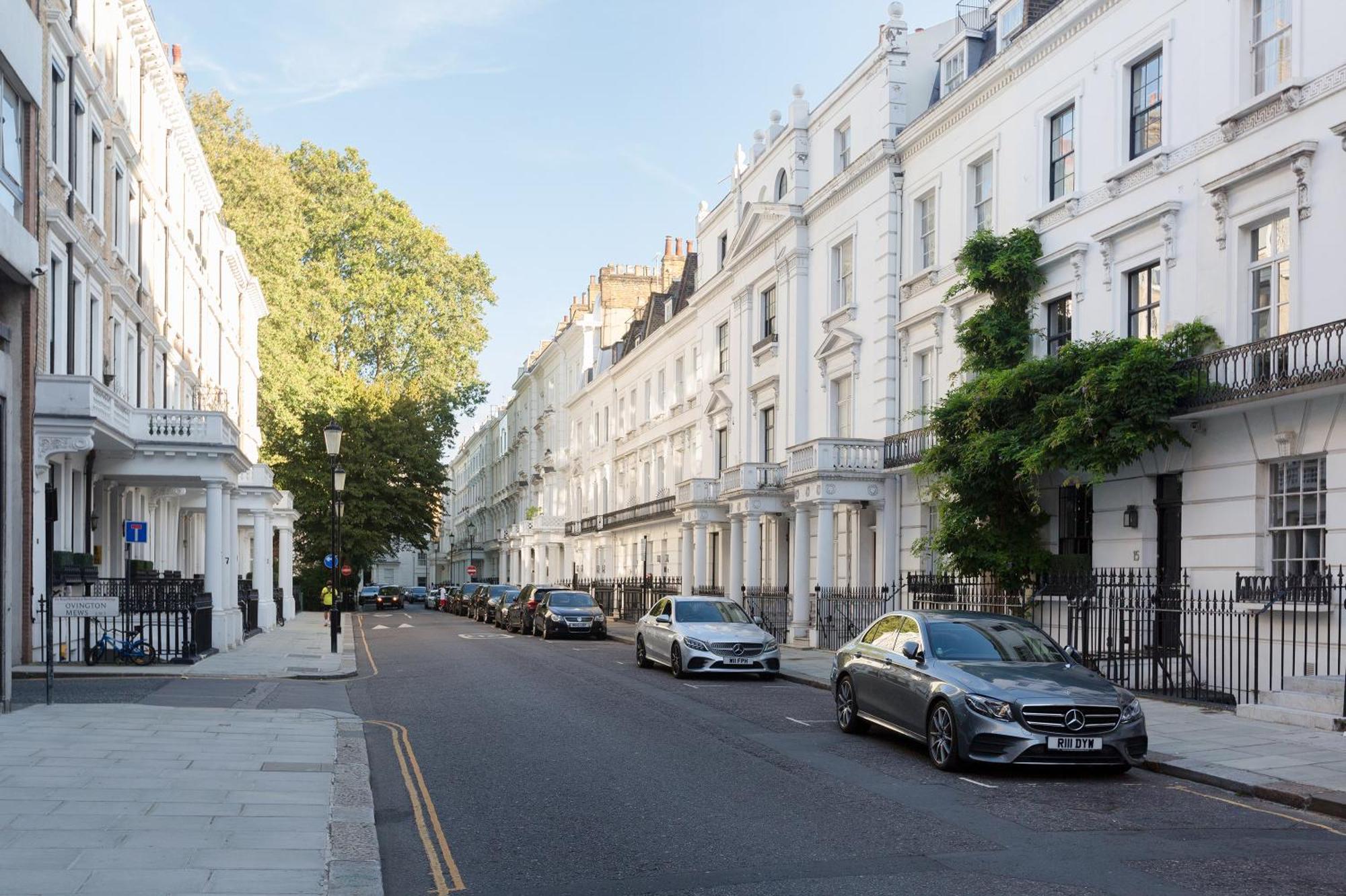 Cozy&bright 1 bedroom apt in Knightsbridge Londen Buitenkant foto