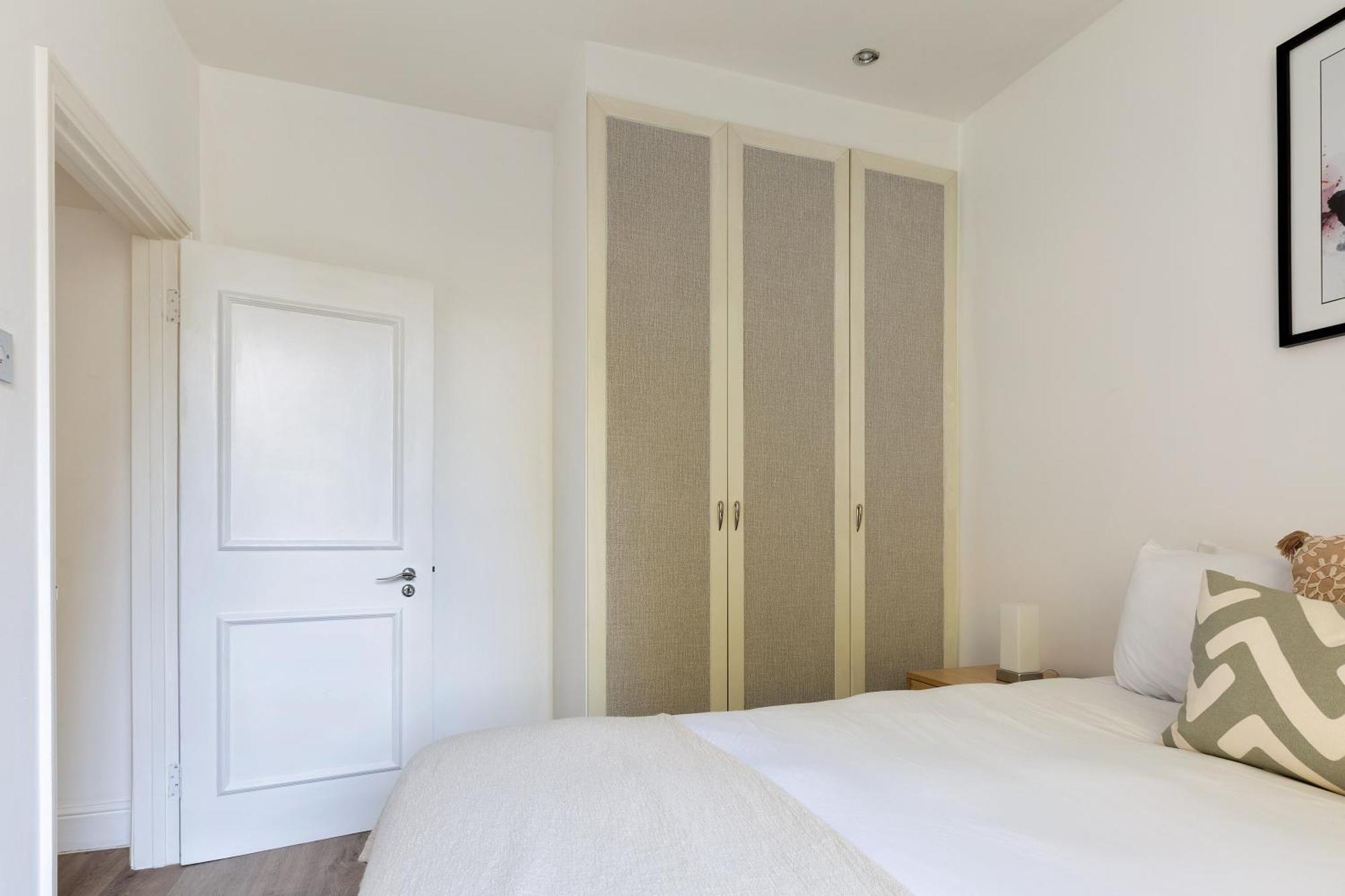 Cozy&bright 1 bedroom apt in Knightsbridge Londen Buitenkant foto