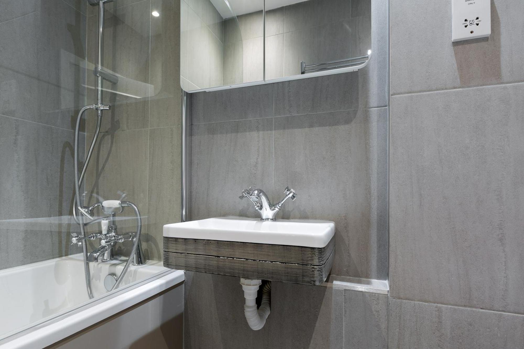 Cozy&bright 1 bedroom apt in Knightsbridge Londen Buitenkant foto